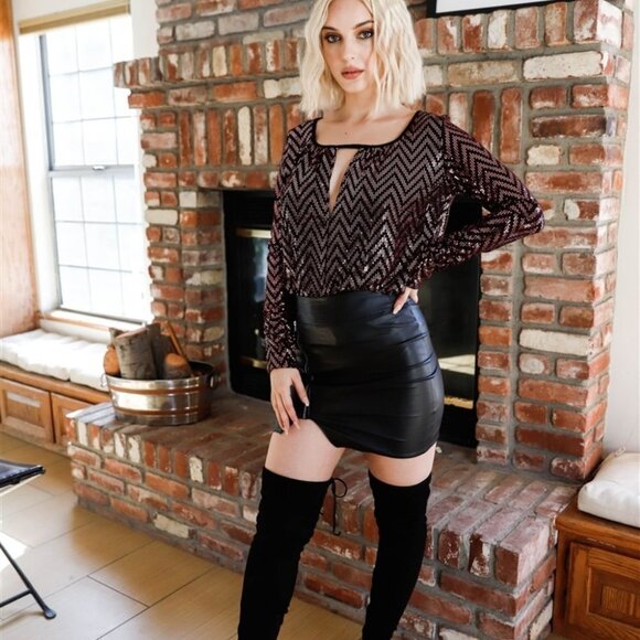 Sparkle Bodysuit - Picture 2 of 4